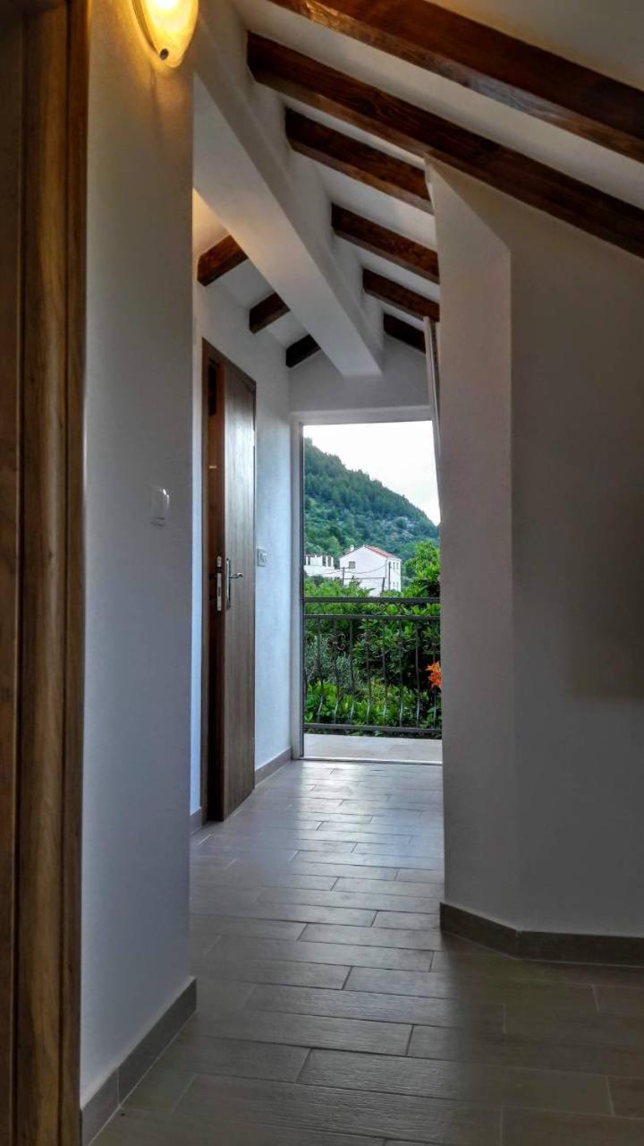 Holiday Apartments Maslina Paho Babino Polje Exterior photo